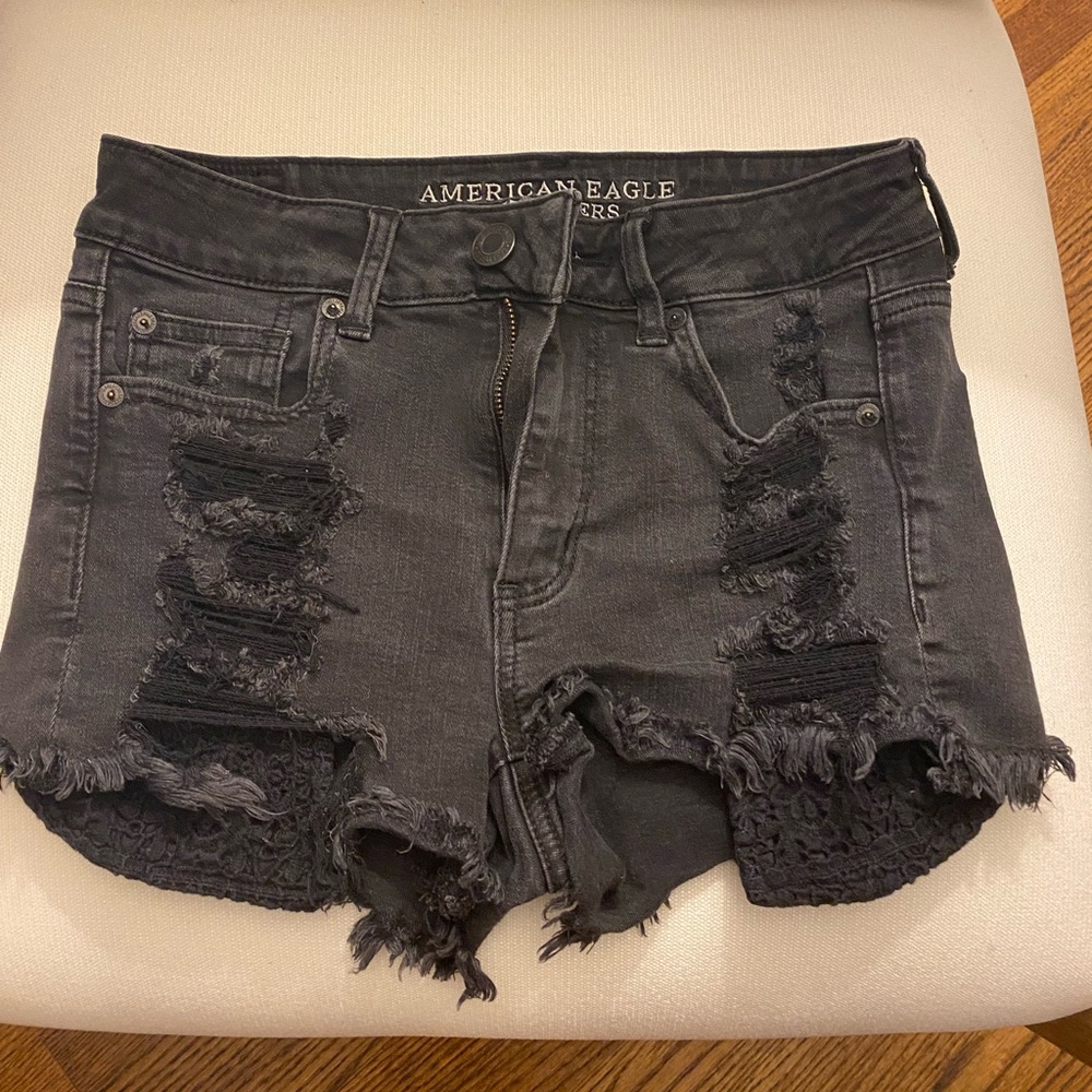 American Eagle Black shortie- shorts